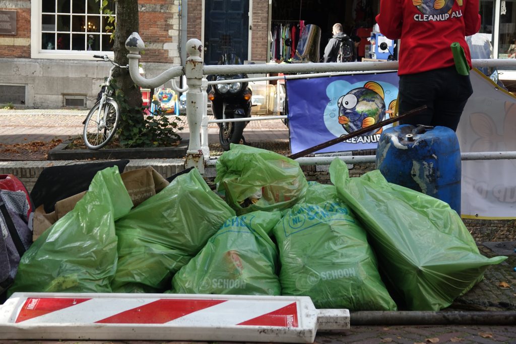 Canal Cleanup Delft 2022